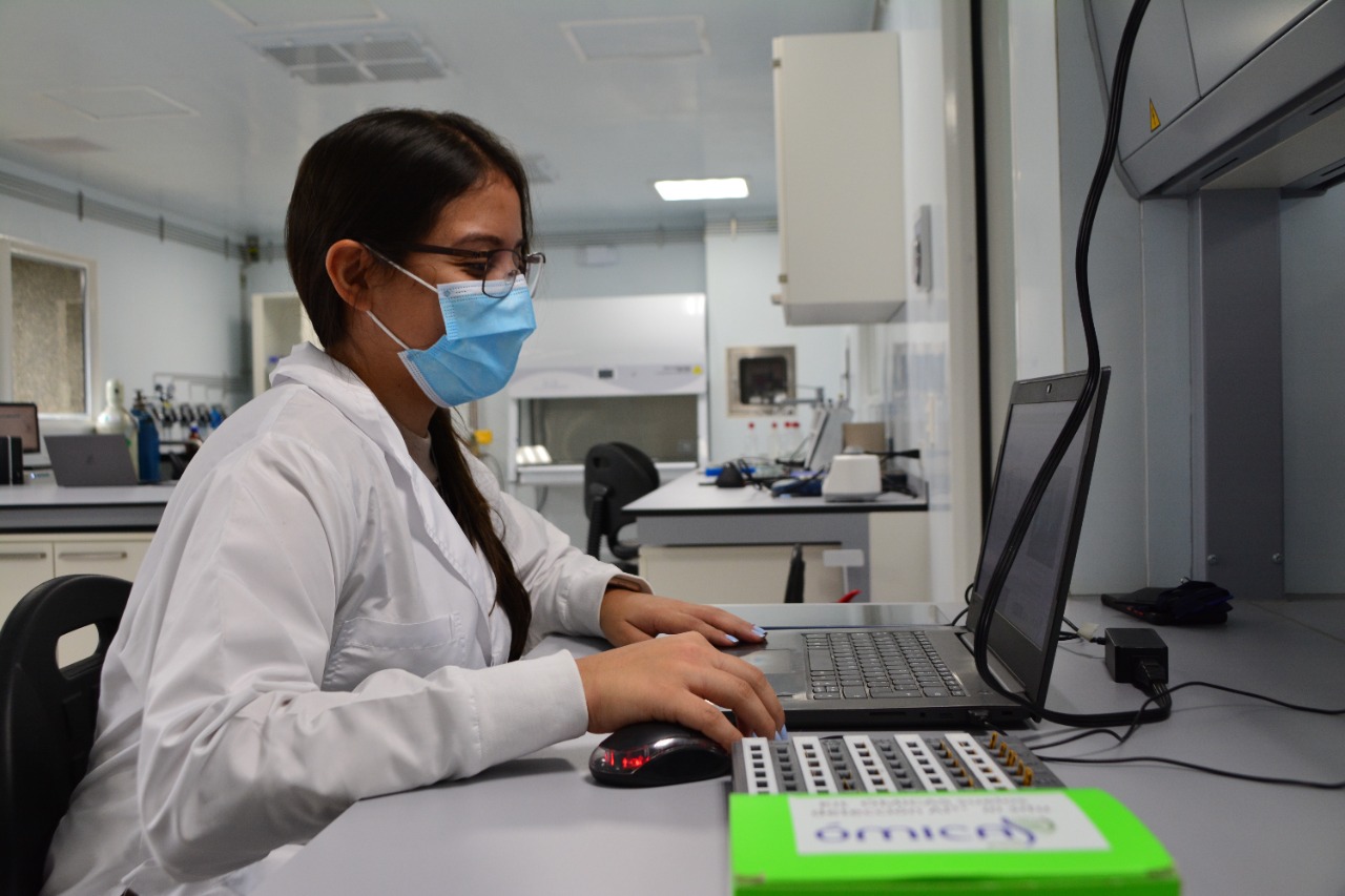Mujeres ÓMICAS