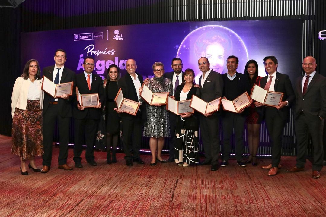 Premios Ángela Restrepo